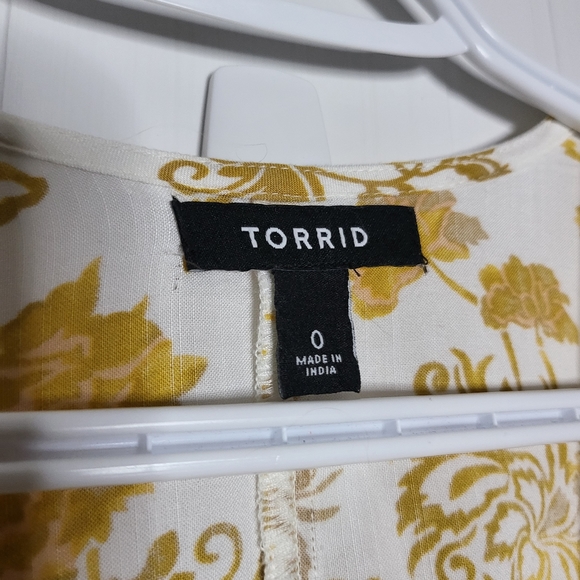 Torrid Ruffle kimono floral yellow Size OX - Picture 7 of 7